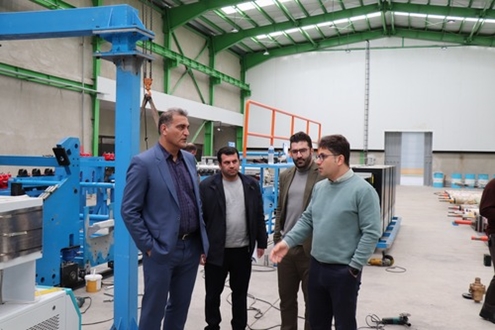 با رویکرد حمایت عملی از تولیدکنندگان و سرمایه‌گذاران صنعتی منطقه ویژه اقتصادی لرستان (ازنا).